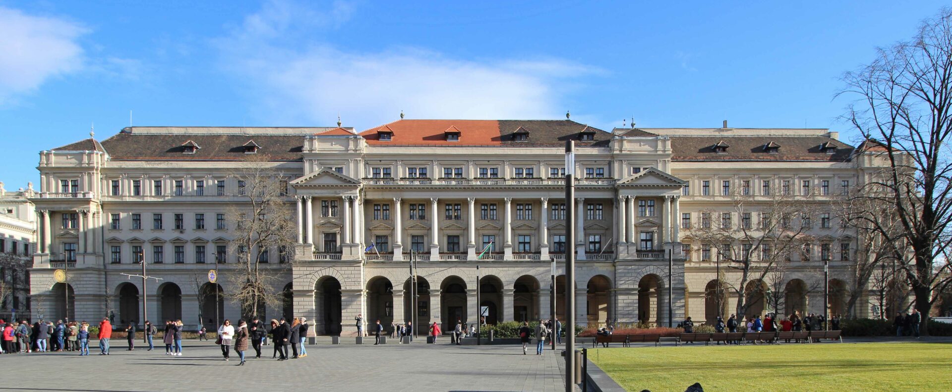 Tisza Lajos Irodaház: A homlokzat a beruházás előtt